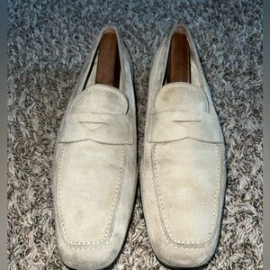 Tod’s cream suede loafers. men’s sz 8